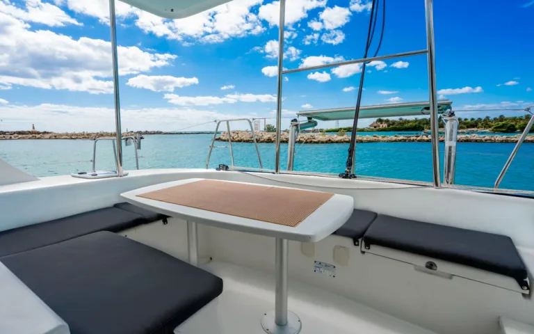 Luxury Boat Rentals in Riviera Maya: Your Ticket to Unforgettable Adventures