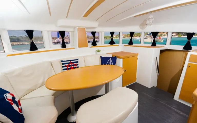Luxury Boat Rentals in Riviera Maya: Your Ticket to Unforgettable Adventures