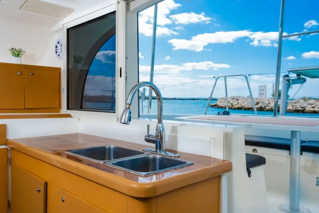 Sailing Paradise: Yacht Rental in Riviera Maya Marine Adventure