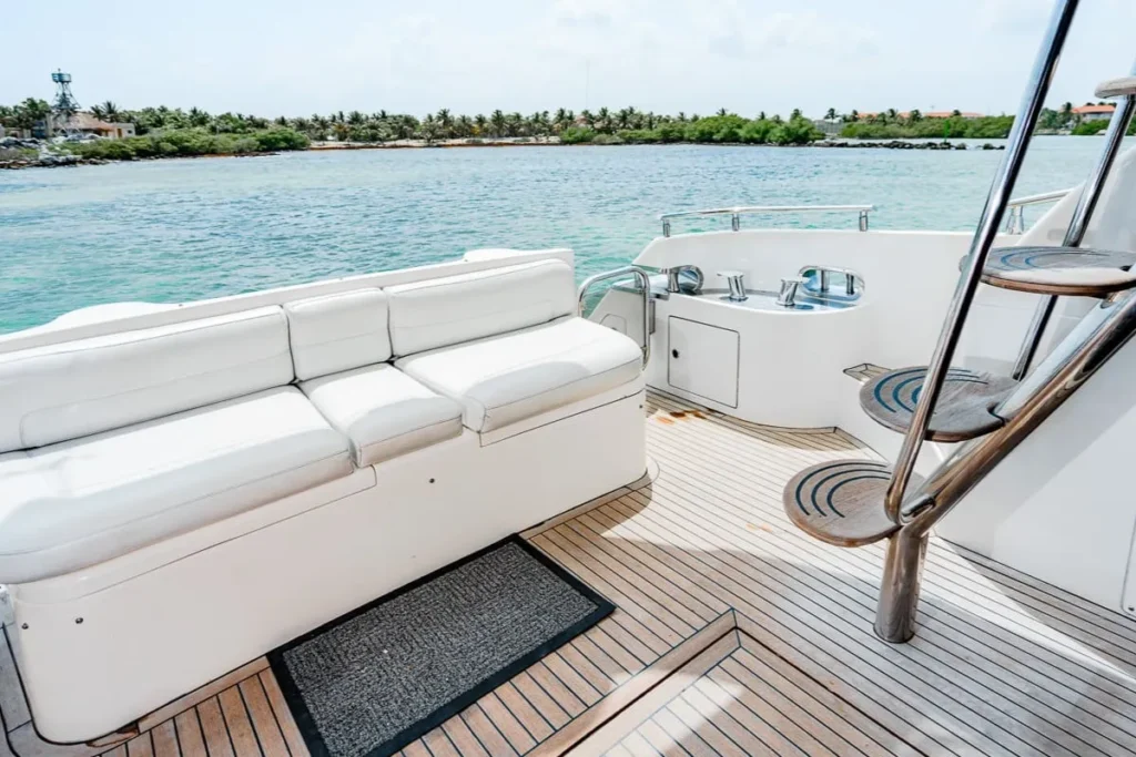 Yacht and Catamaran Rentals in Riviera Maya