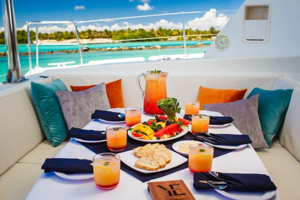 Riviera Maya Yacht Rentals: Luxury Boating Experiences Await